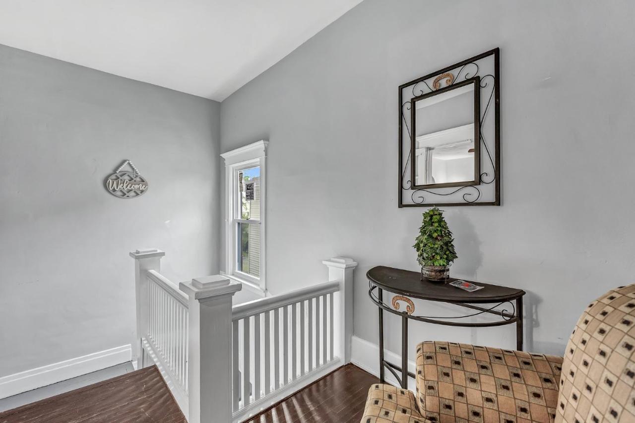 הוילה באפלו Renovated Main Floor Large 3 Bed House מראה חיצוני תמונה