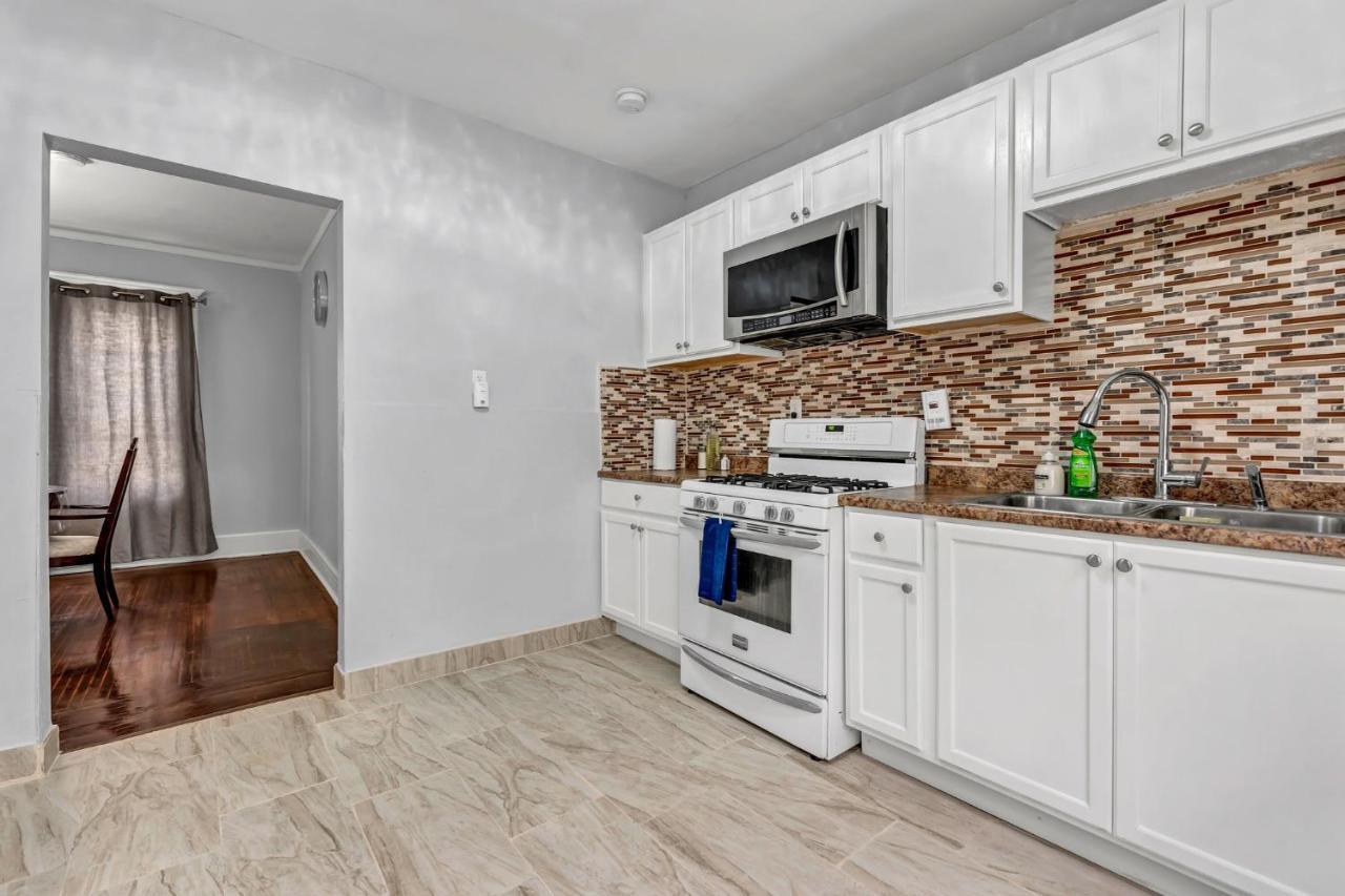 הוילה באפלו Renovated Main Floor Large 3 Bed House מראה חיצוני תמונה